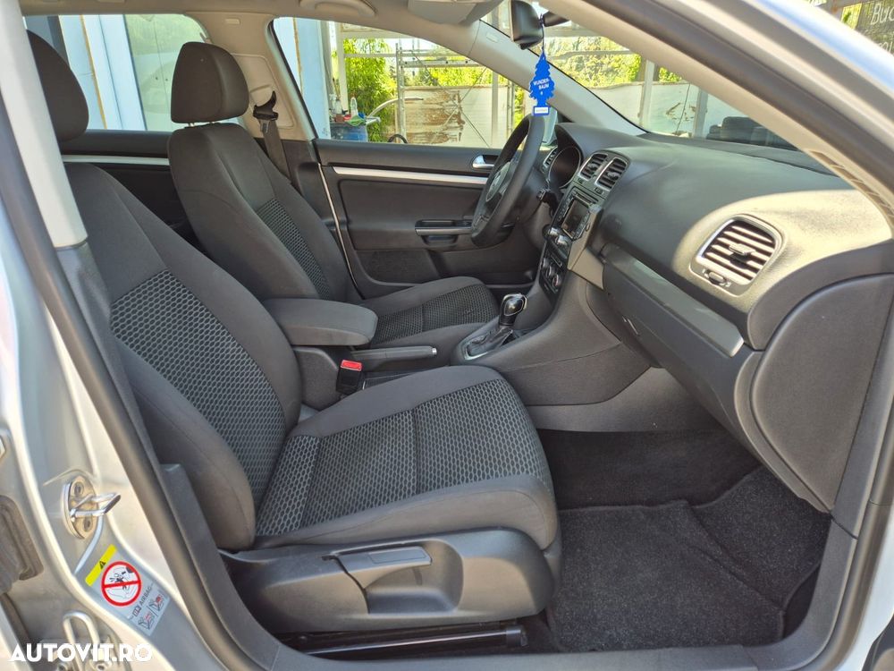 Volkswagen Golf 1.6 BlueTDI DSG Comfortline - 4