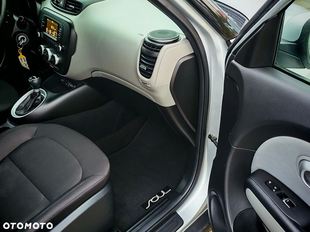 Kia Soul 1.6 GDI L - 16