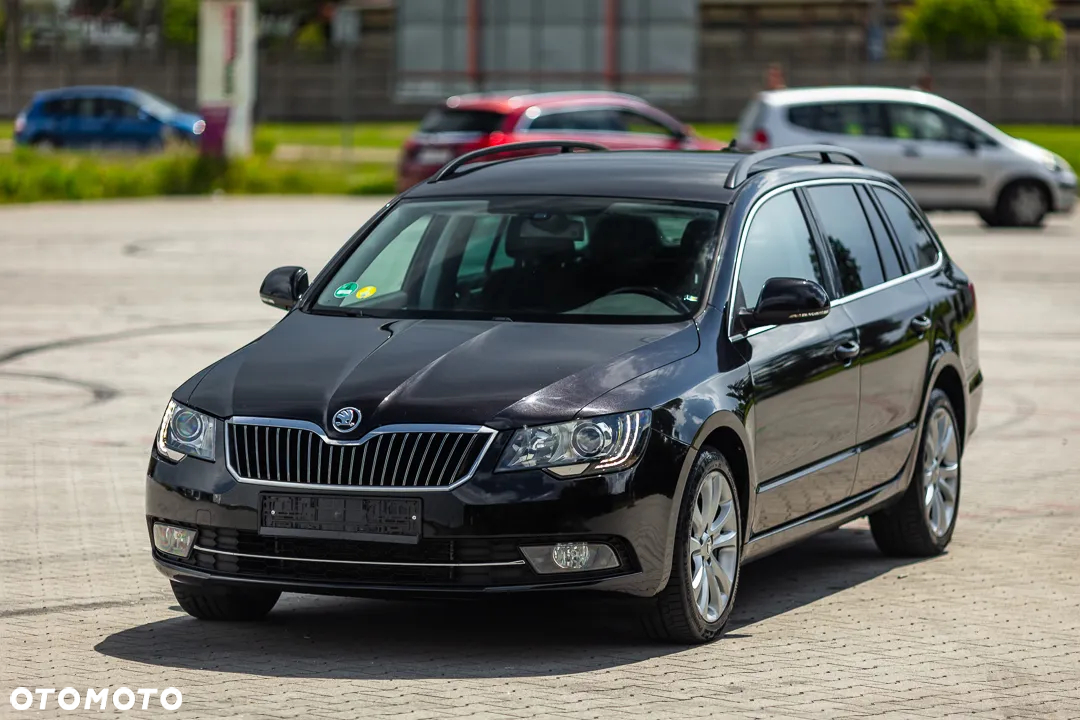 Skoda Superb 2.0 TDI DSG Comfort - 3