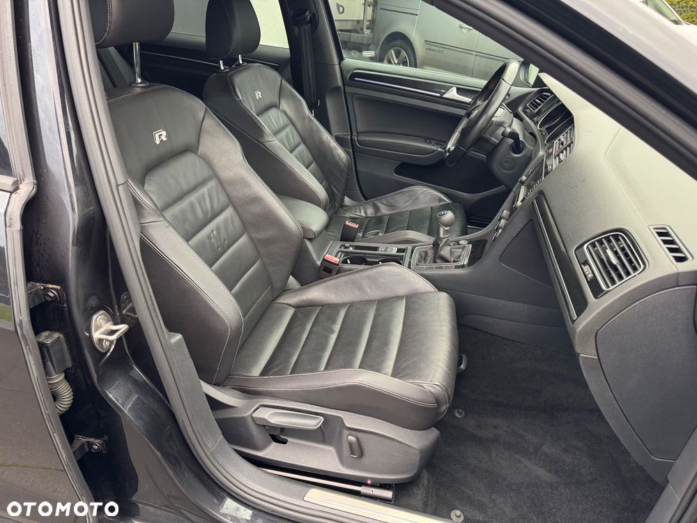 Volkswagen Golf R 4Motion BlueMotion Technology - 30