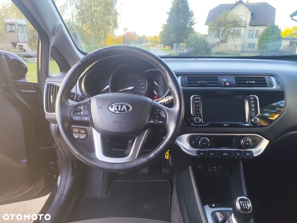 Kia Rio - 27
