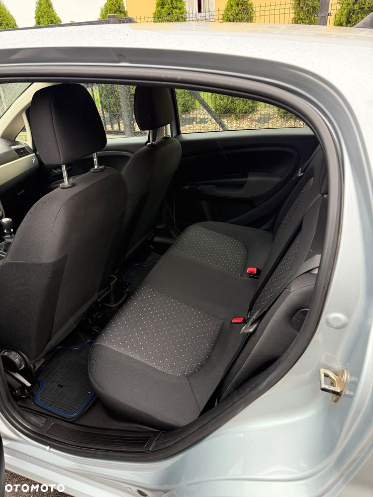 Fiat Punto 1.2 16V Dynamic - 11