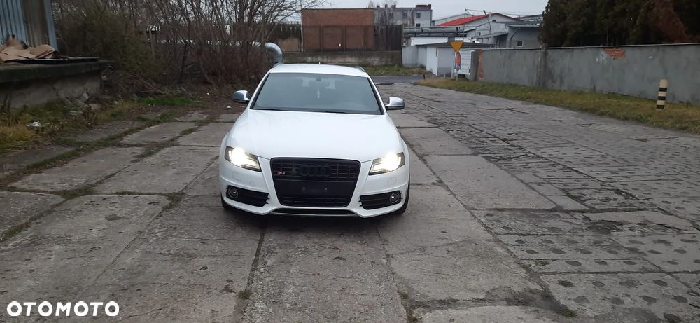 Audi S4 Avant - 1