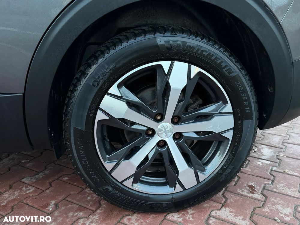 Peugeot 5008 1.2 Puretech Turbo s&s EAT8 Allure - 19