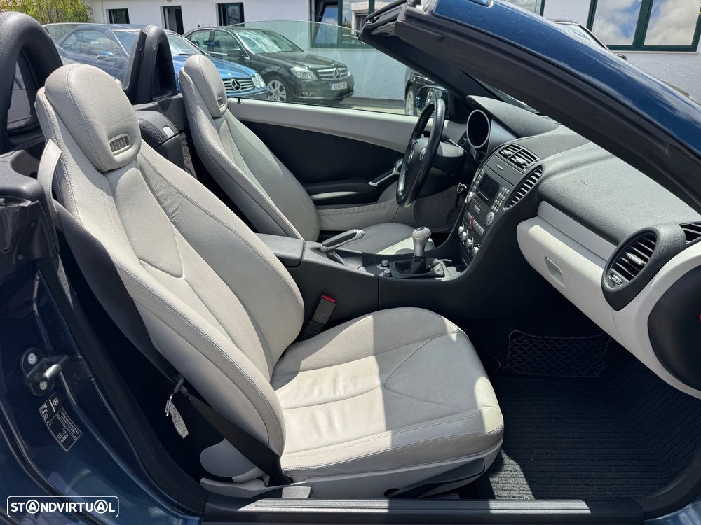 Mercedes-Benz SLK 200 K - 21