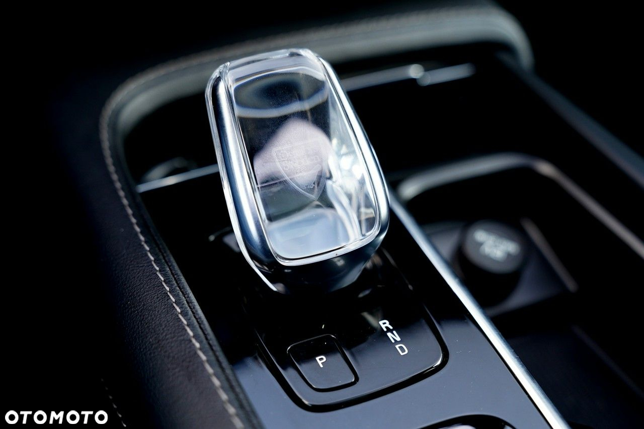 Volvo XC 90 - 22