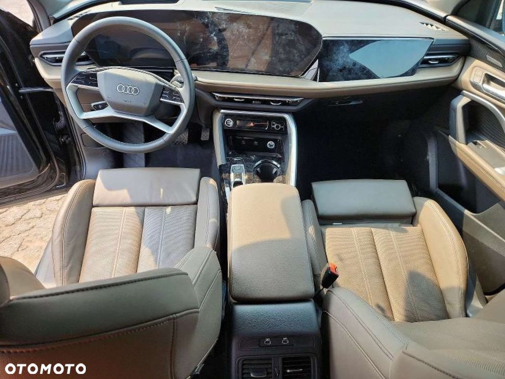 Audi Q5 Sportback - 9