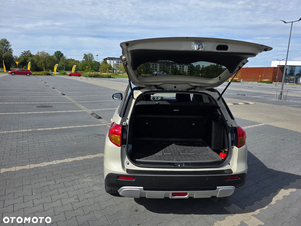 Suzuki Vitara 1.6 XLED 4WD - 10
