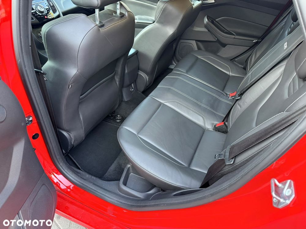 Ford Focus 2.0 EcoBoost ST mit Leder-Exclusiv-Paket - 18