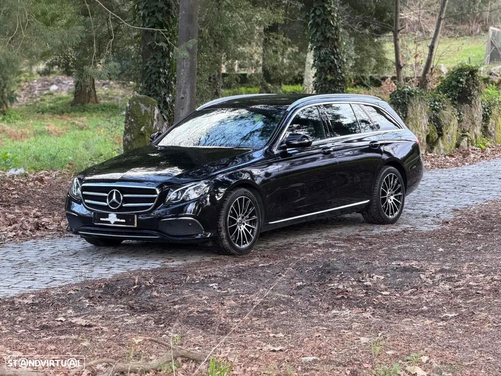 Mercedes-Benz E 300 de AMG Line - 4