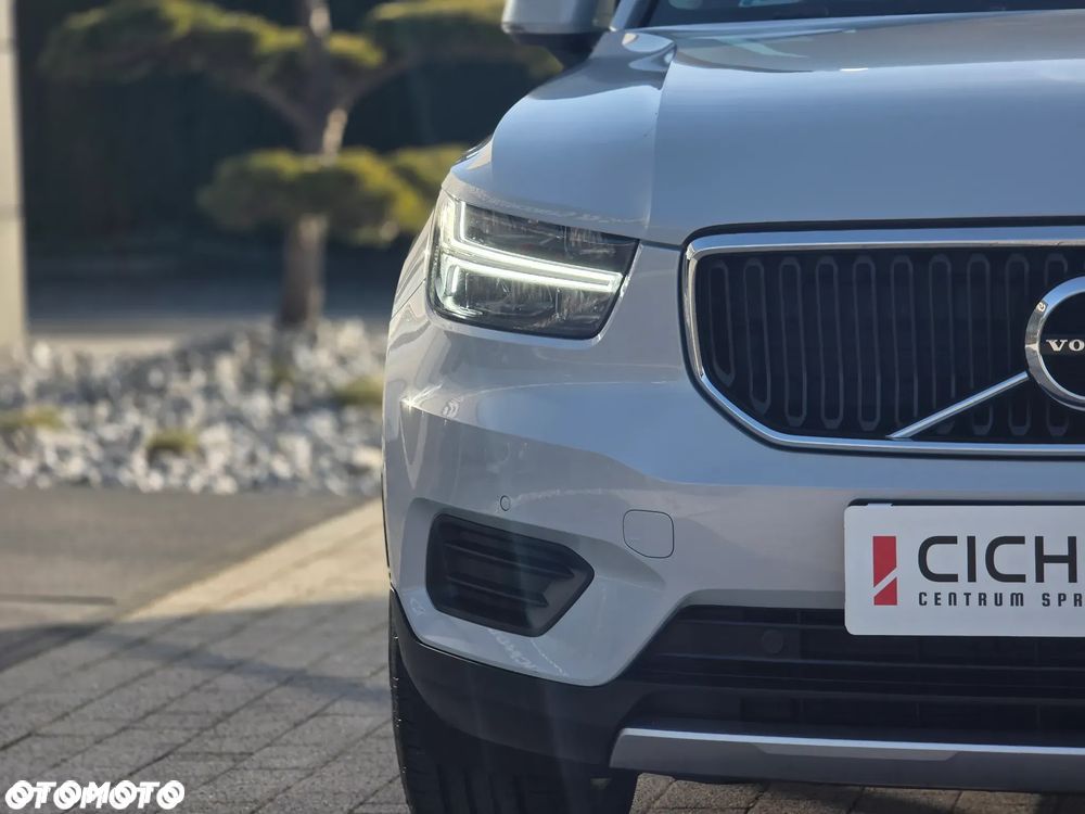 Volvo XC 40 T3 Momentum Pro - 21