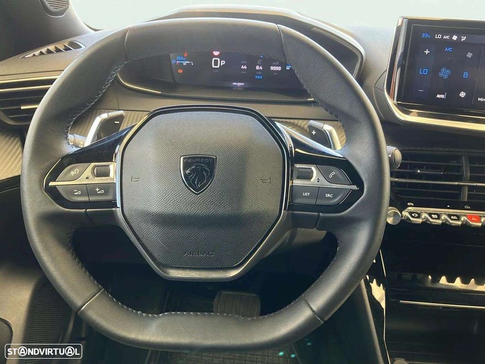 Peugeot 2008 1.2 PureTech Allure EAT8 - 12