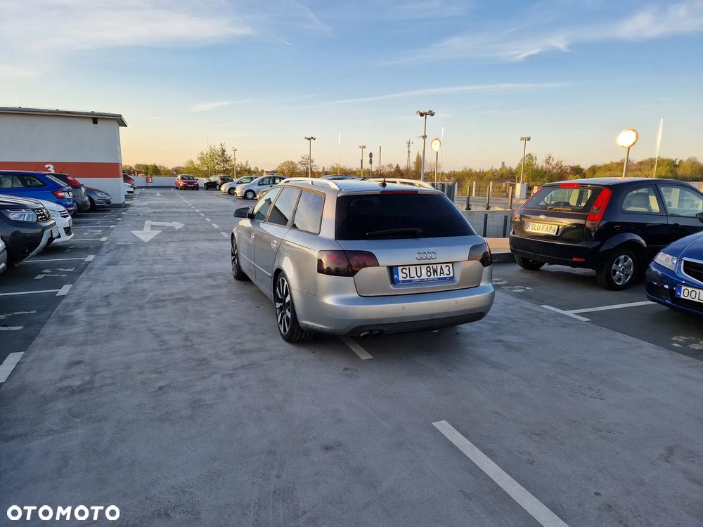 Audi A4 Avant 2.0 TDI - 4