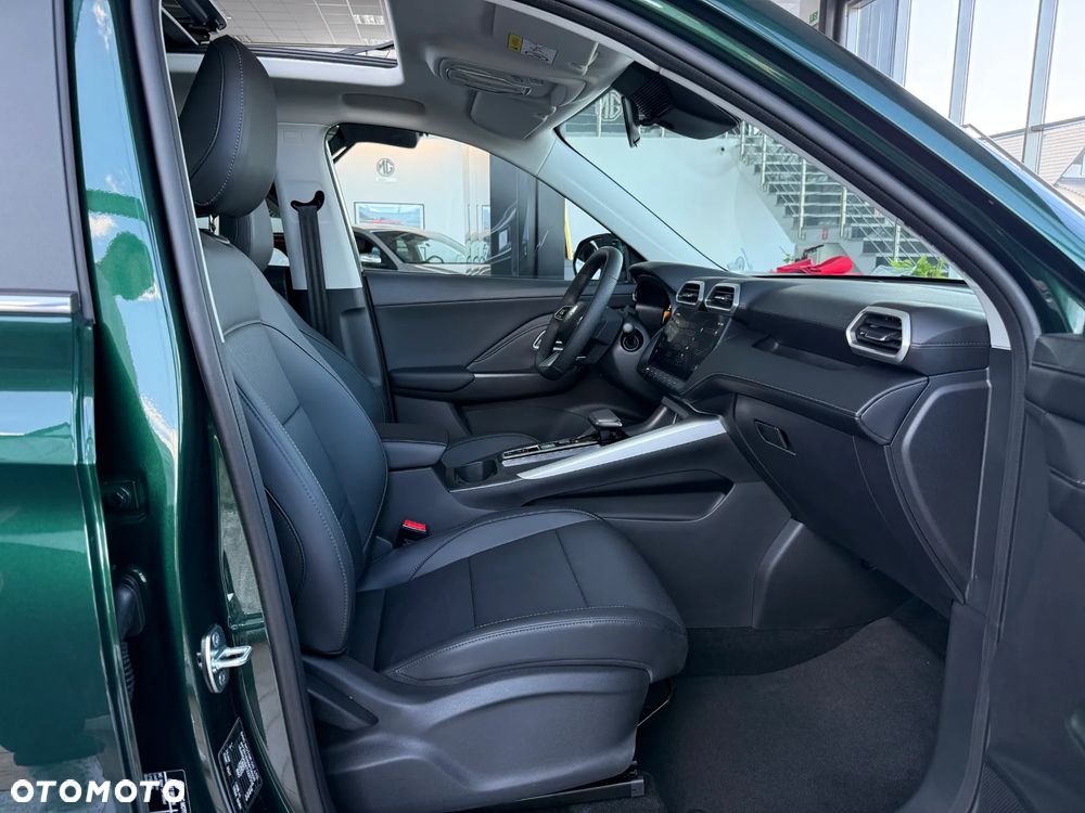 MG ZS Hybrid+ - 31