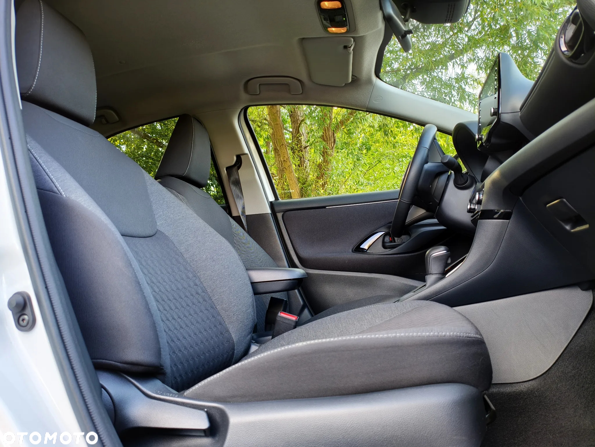 Toyota Yaris Hybrid 1.5 Selection Style - 6