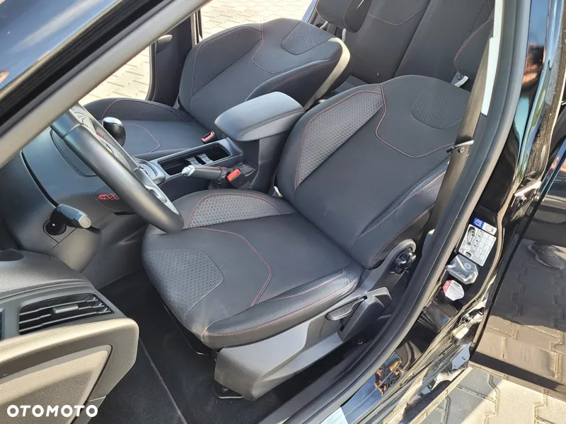 Ford Focus 1.0 EcoBoost ST-Line Style - 35