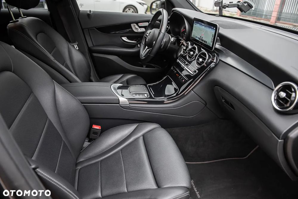 Mercedes-Benz GLC 200 d 4-Matic Business Edition - 35