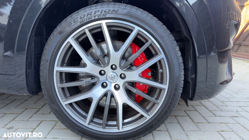 Maserati Levante - 36