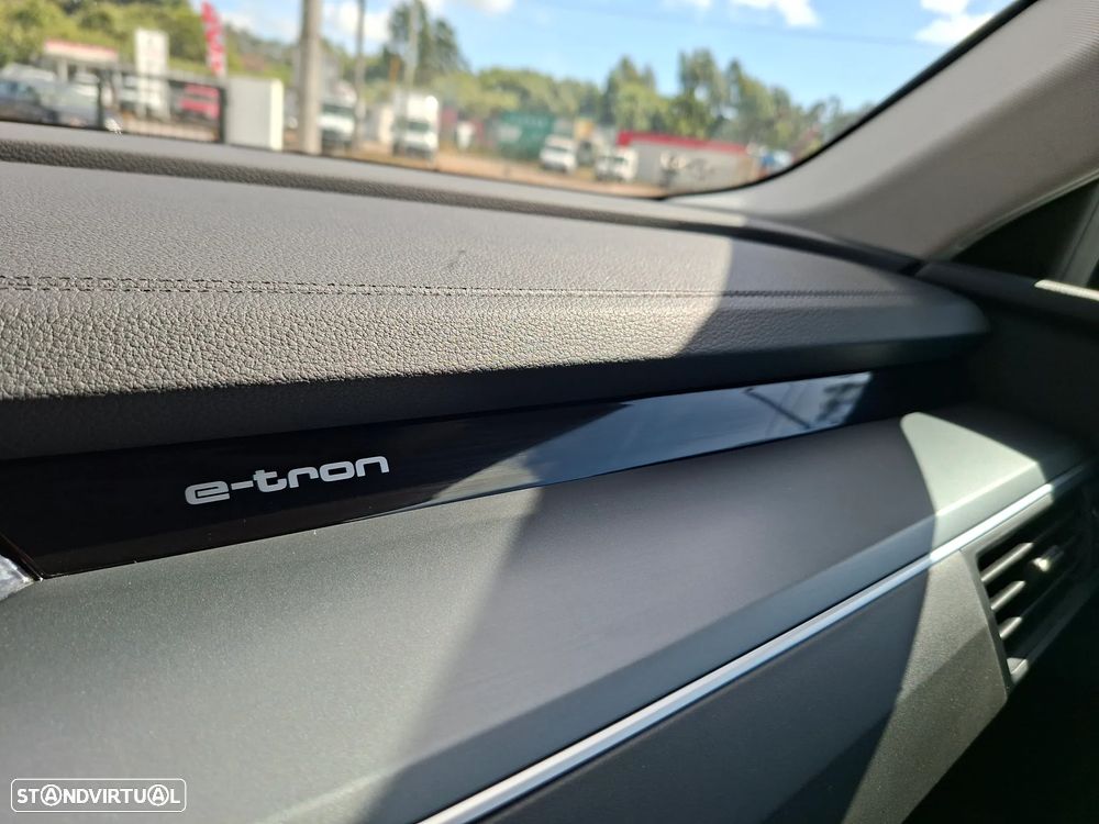 Audi e-tron 55 quattro Advanced - 44