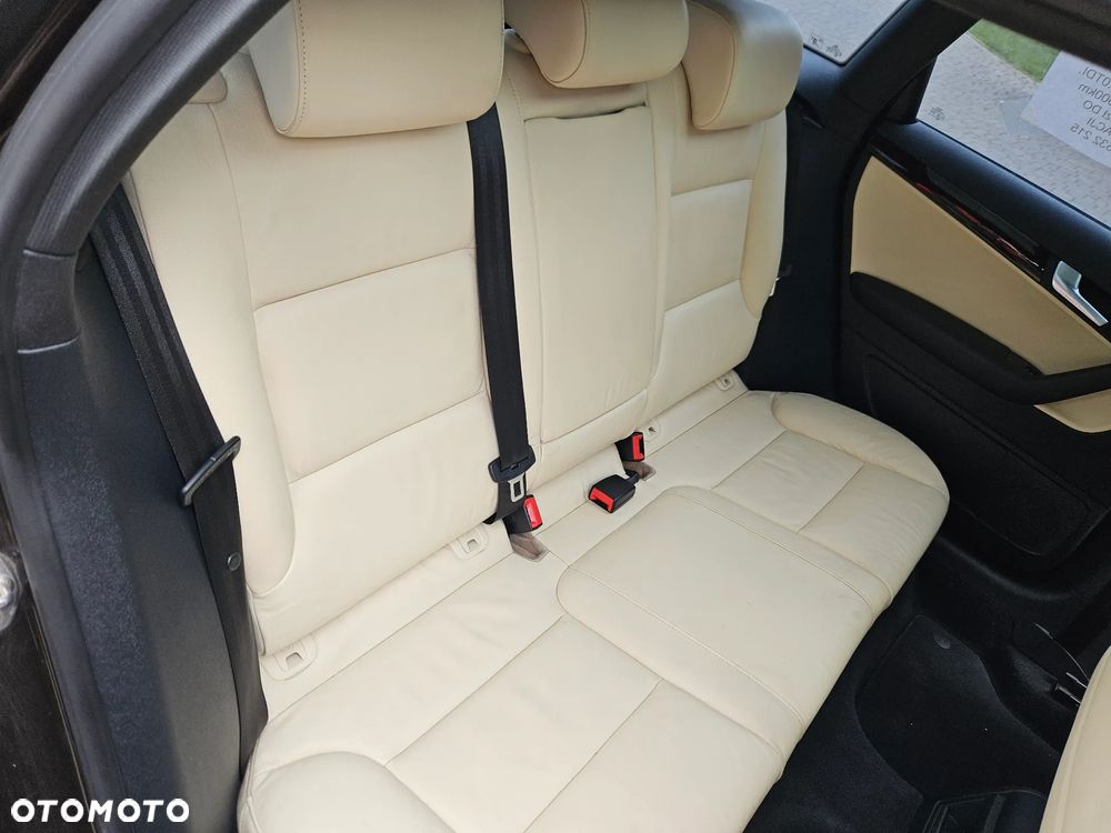 Audi A3 Sportback 2.0 TDI quattro Ambiente - 21