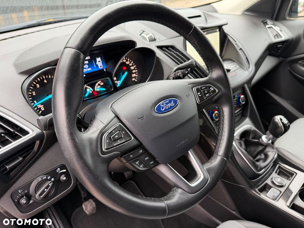 Ford Kuga 1.5 EcoBoost FWD Trend ASS - 17