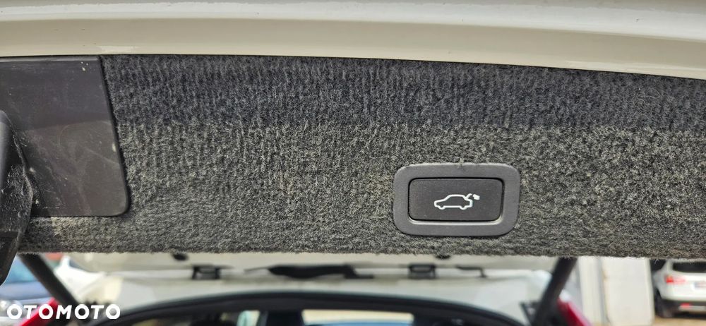 Volvo XC 60 D5 AWD Geartronic Summum - 20