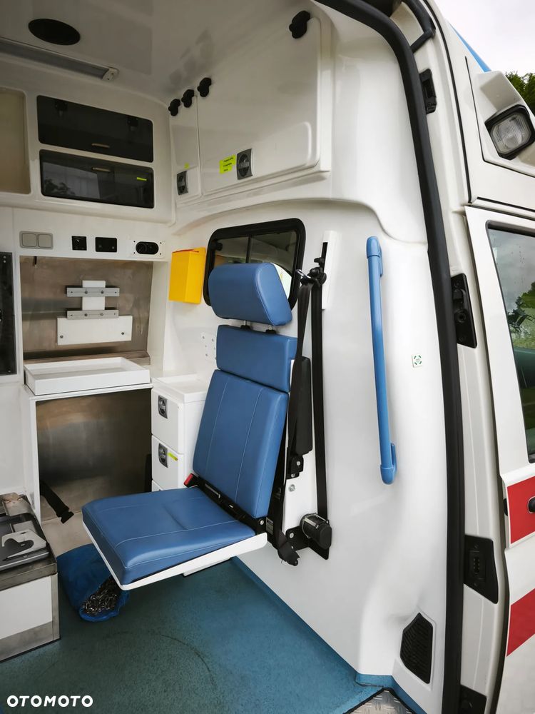 Volkswagen T5 2.5tdi 4x4 4-motion Klima Ambulans Karetka Inwalida TOP TOP - 16