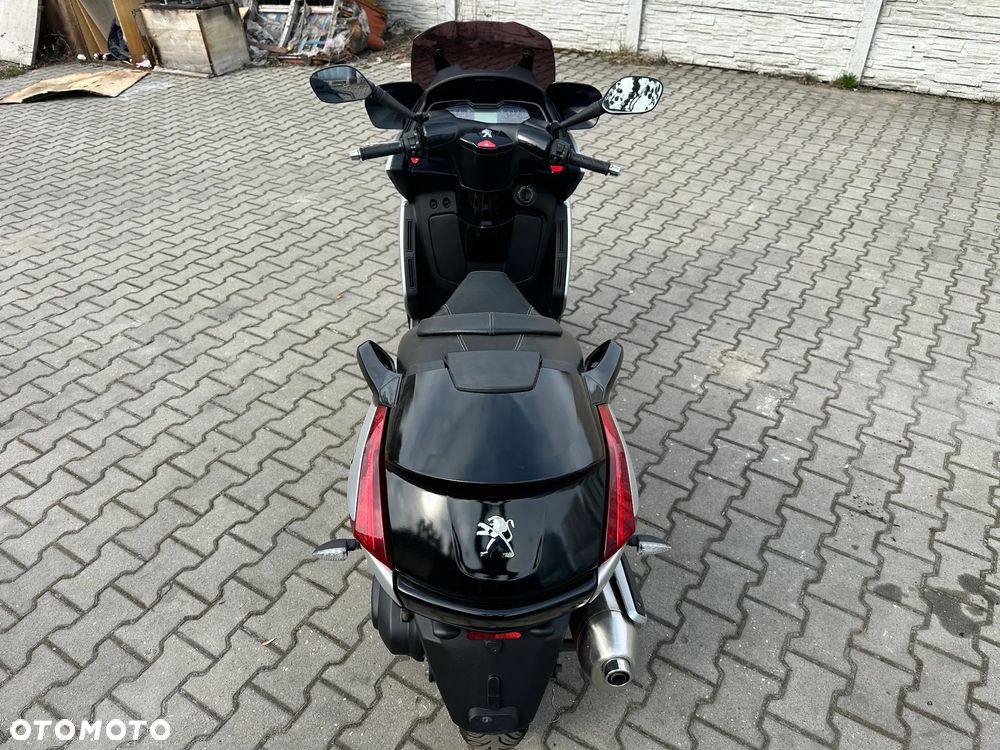 Peugeot Metropolis - 9