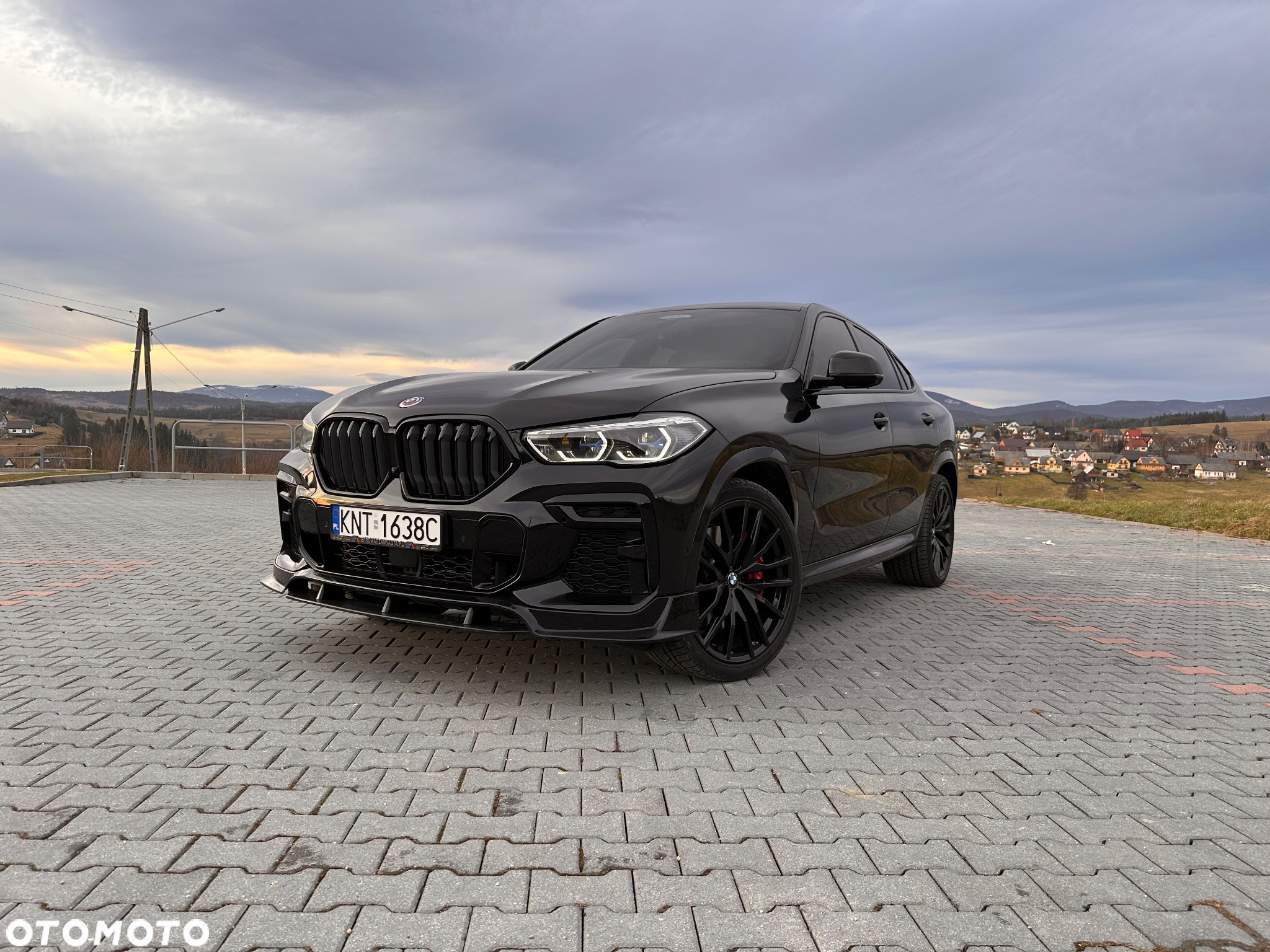 BMW X6 M50i - 2