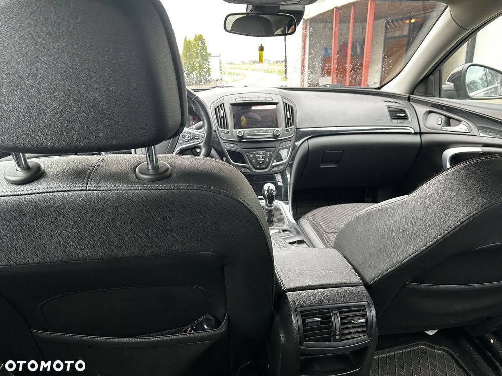 Opel Insignia 1.6 T Cosmo S&S - 18