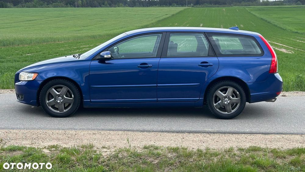 Volvo V50 T5 Momentum - 8
