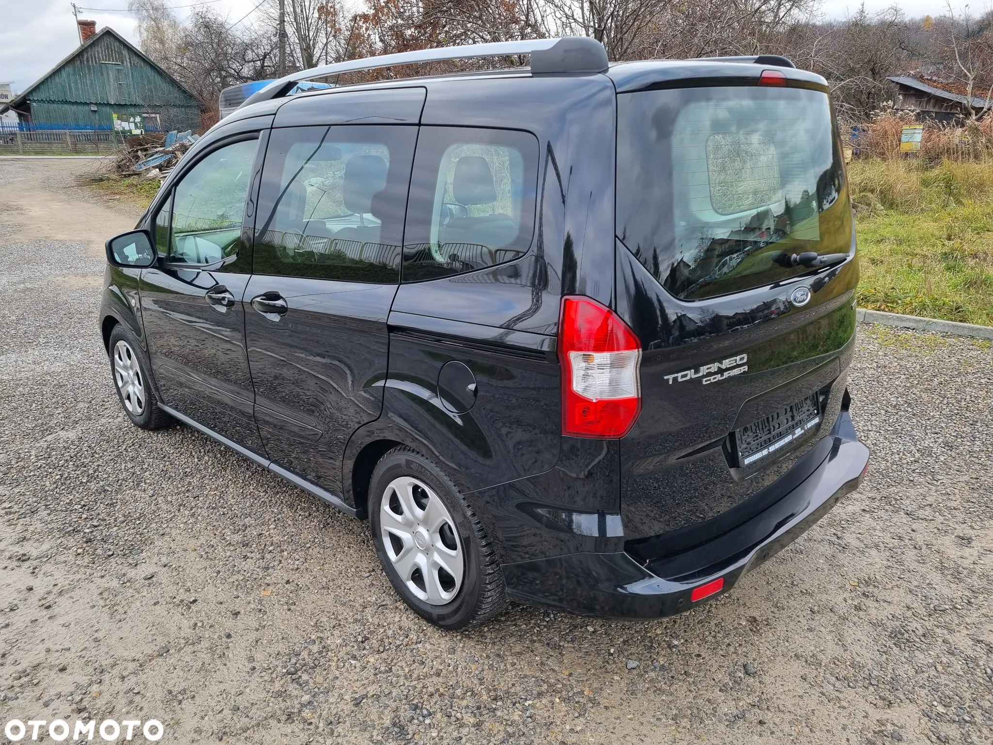 Ford Tourneo Courier 1.0 EcoBoost S&S Ambiente - 5