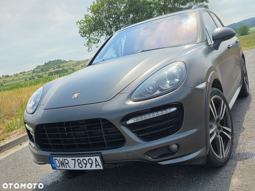 Porsche Cayenne - 7