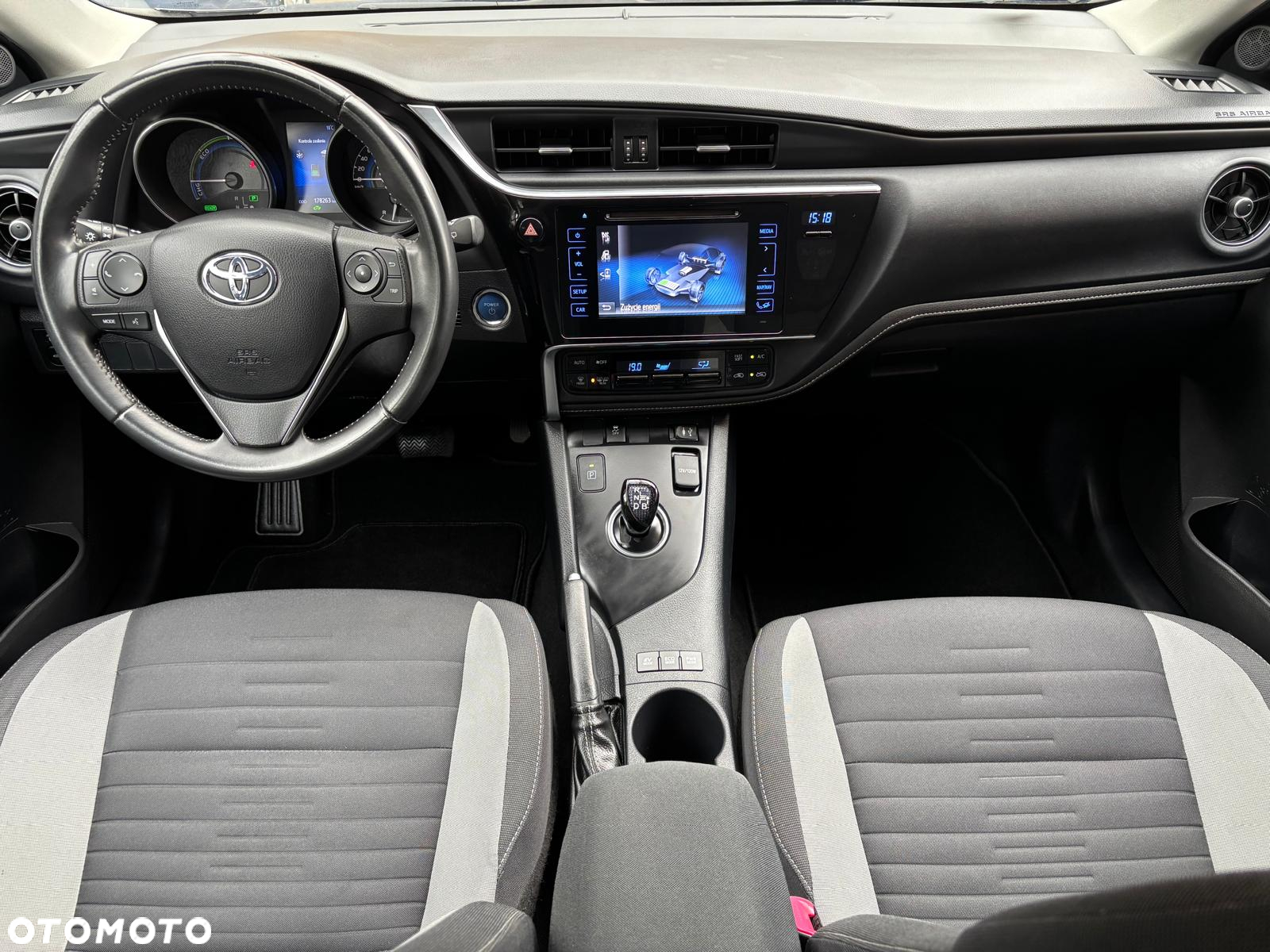 Toyota Auris 1.8 VVT-i Hybrid Automatik Comfort - 14