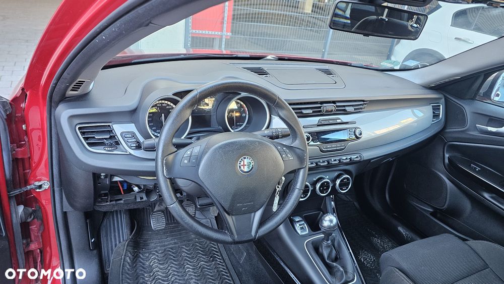 Alfa Romeo Giulietta - 11
