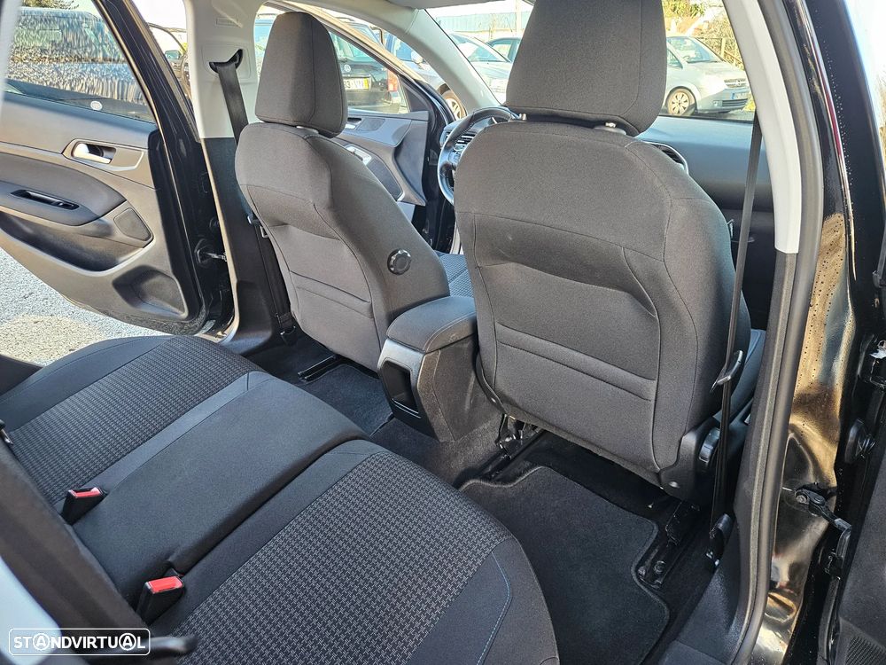 Peugeot 308 SW 1.5 BlueHDi Style - 21