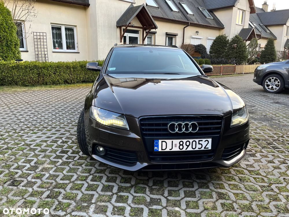Audi A4 Avant 2.0 TDI DPF S line Sportpaket - 4