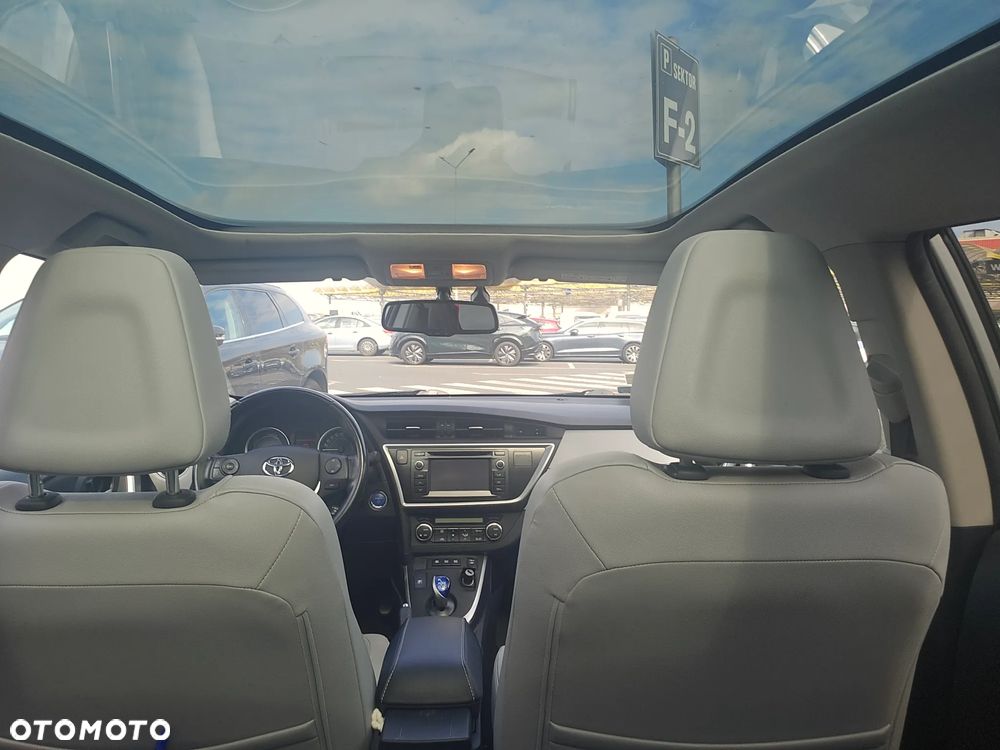 Toyota Auris - 8