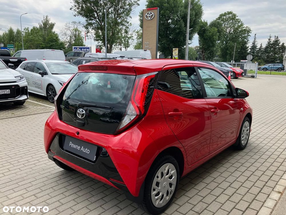 Toyota Aygo x-play - 8