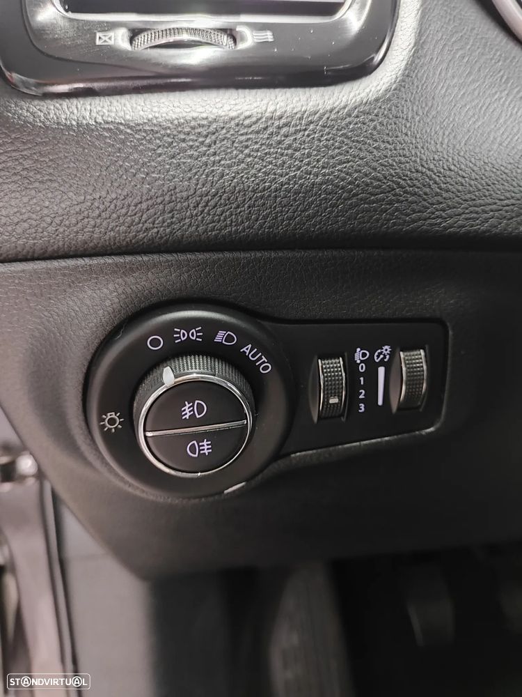 Jeep Compass 1.6 M-Jet Limited - 25