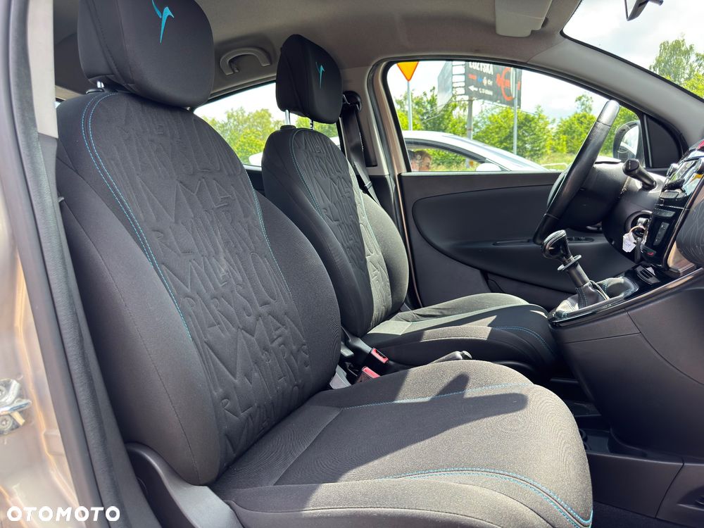 Lancia Ypsilon 1.2 8V Elefantino S&S - 27