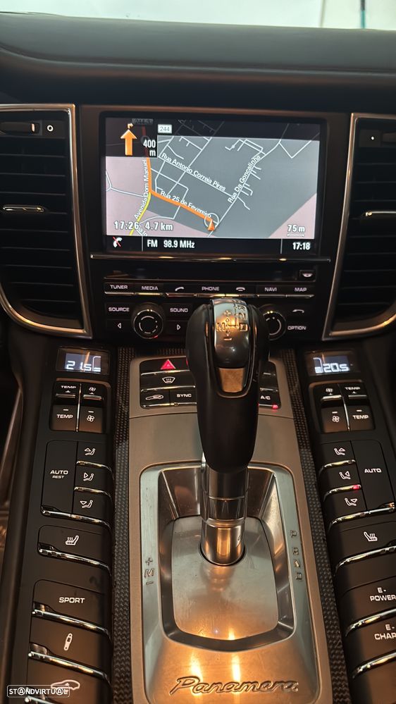 Porsche Panamera S Hybrid - 11