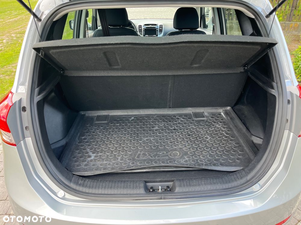 Hyundai ix20 1.6 Premium - 13