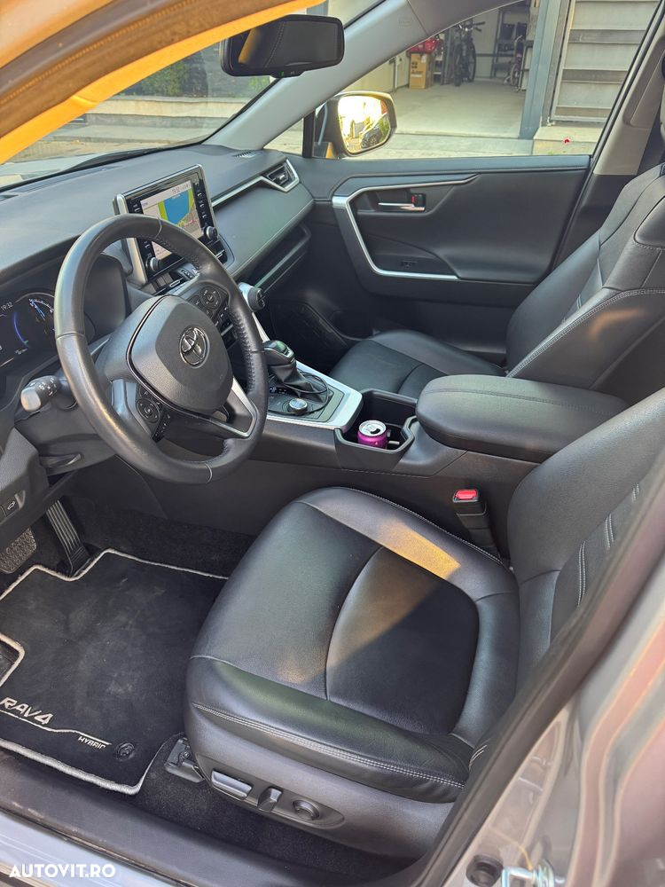 Toyota RAV4 2.5 Hybrid VVT-iE 4x4 Luxury - 6