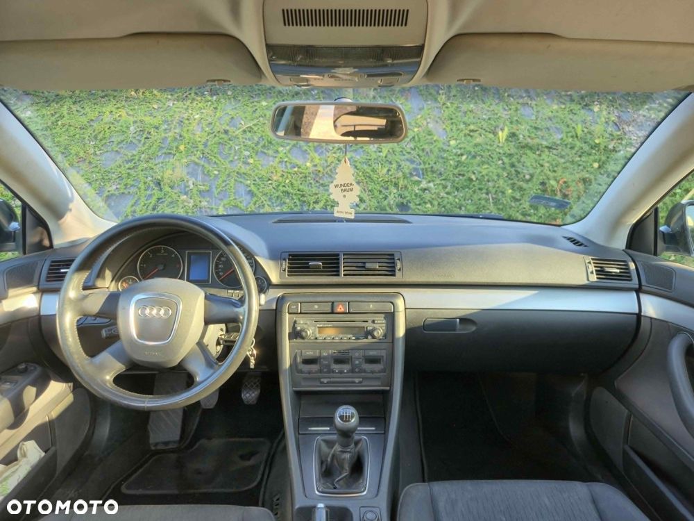Audi A4 Avant 2.0 TDI DPF - 11