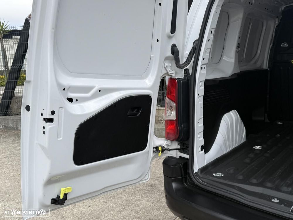 Citroën Berlingo BERLINGO 1.5 BLUE-HDI ECRÃ 3 Lug. IVA - 37