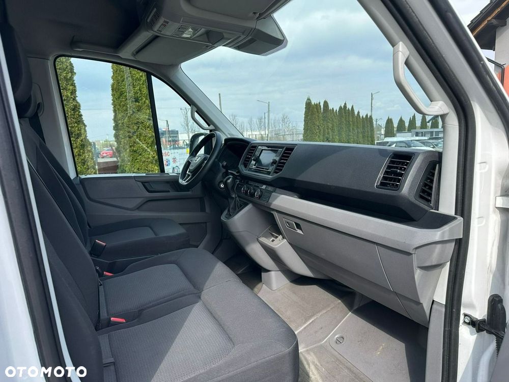 Volkswagen Crafter - 13