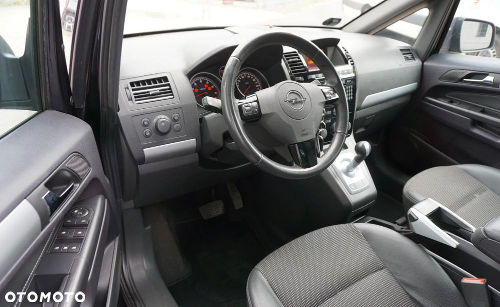 Opel Zafira 1.8 Cosmo EasyTronic EU5 - 8