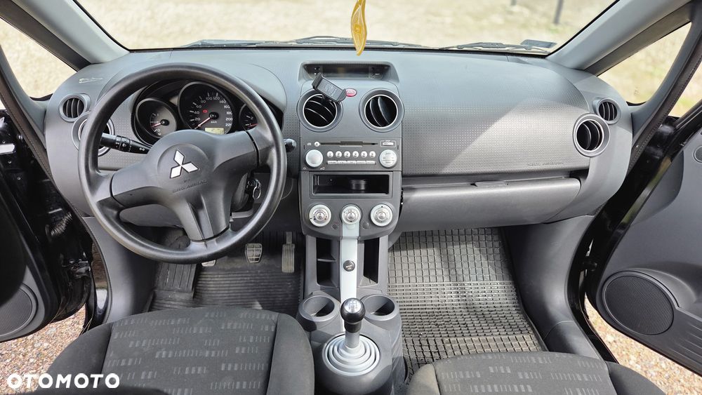 Mitsubishi Colt - 5