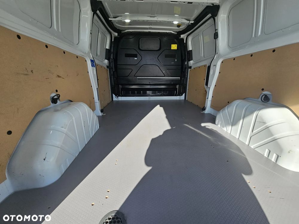 Ford Transit Custom - 22